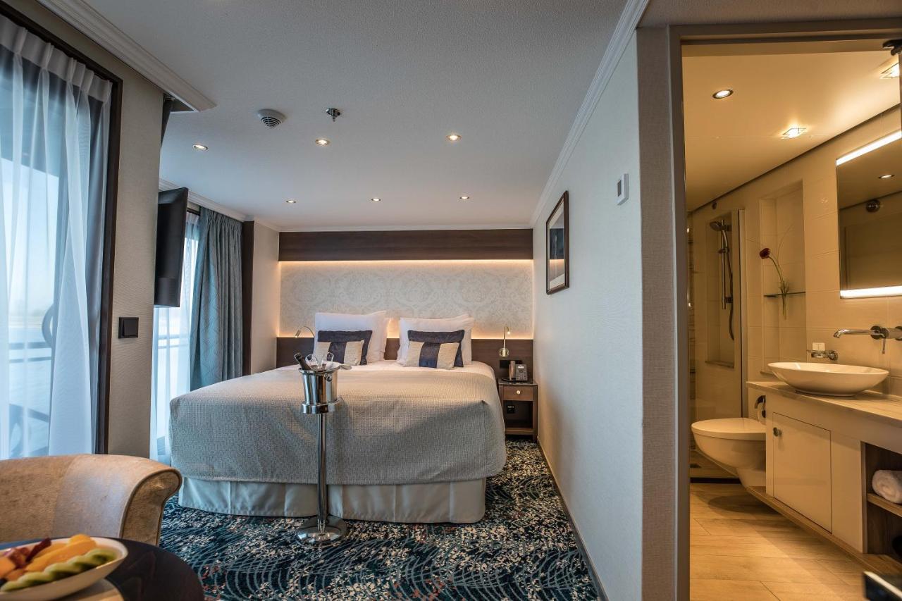 Viva Riverside 4 Koeln Exterior foto